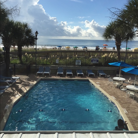 Meet your Posher, Sade - Picture 2 of 2